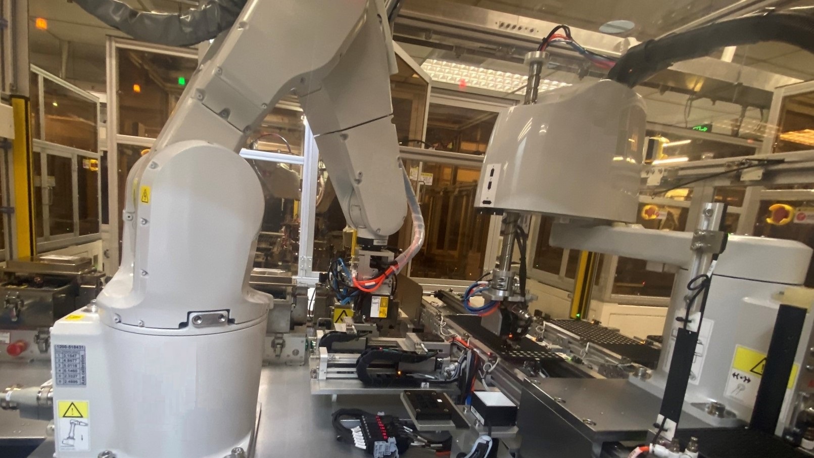 Dual Robot Test Common Platform